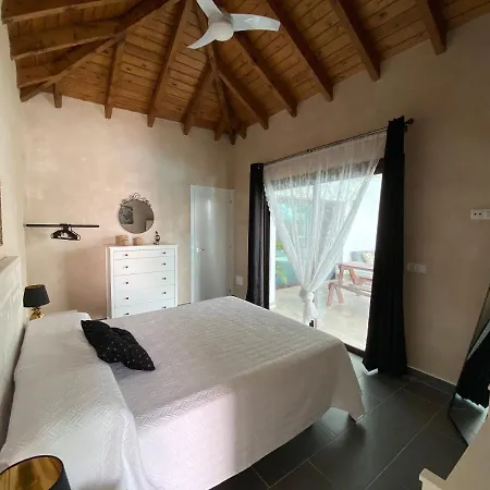 With 3 Bedrooms In El Roque El With Private Pool Terrace And Wifi Villa *