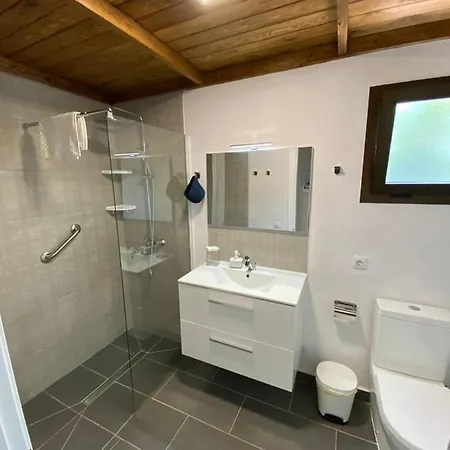 With 3 Bedrooms In El Roque El With Private Pool Terrace And Wifi *