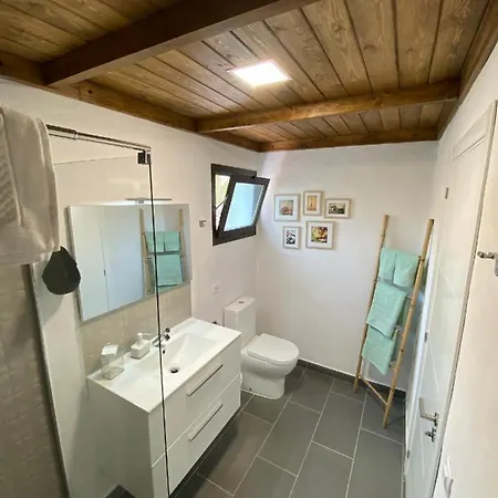 With 3 Bedrooms In El Roque El With Private Pool Terrace And Wifi Cotillo