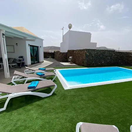 Villa With 3 Bedrooms In El Roque El With Private Pool Terrace And Wifi Cotillo